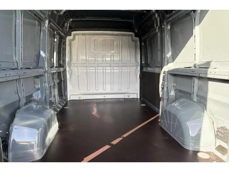 Démo Fiat Ducato MAXI FOURGON TOLE L2H2 3.5T GREY 19