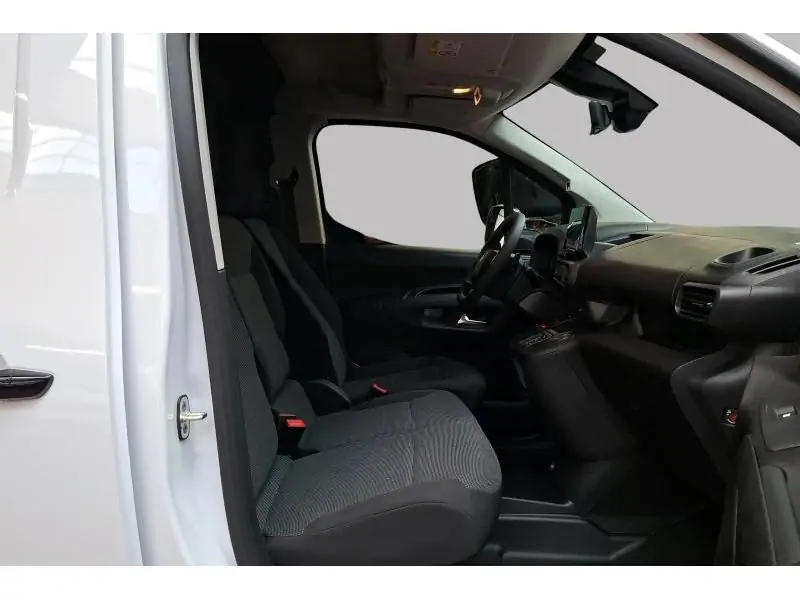 Démo Citroen Berlingo M Diesel 130ch Automatique WHITE 8