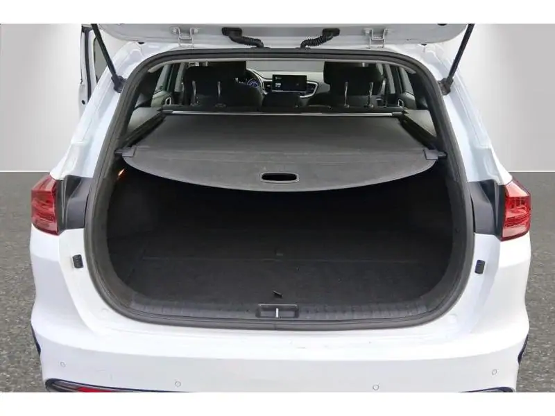 Occasion Kia Ceed Sportswagon & Pro /Pro WHITE 19