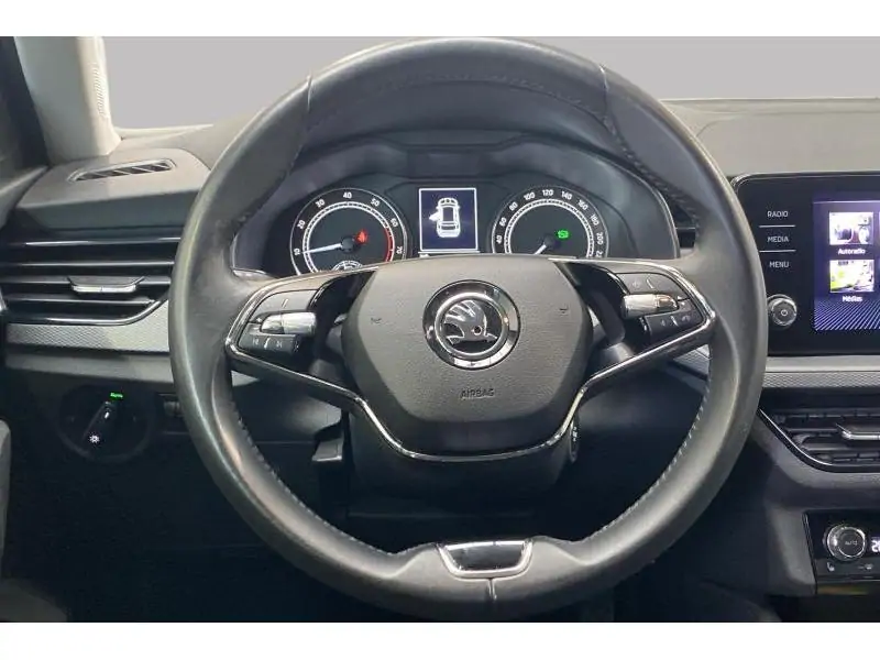 Occasion Skoda Kamiq Ambition BLACK 12