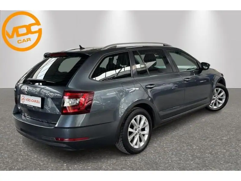 Occasion Skoda Octavia Break MANUAL GREY 3