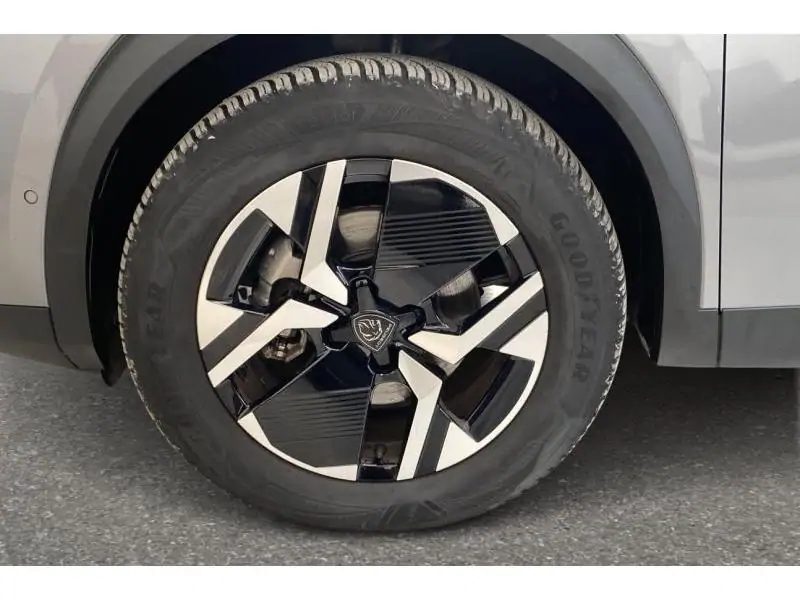 Occasion Peugeot 2008 Allure - HYBRID - 145 pk GREY 21