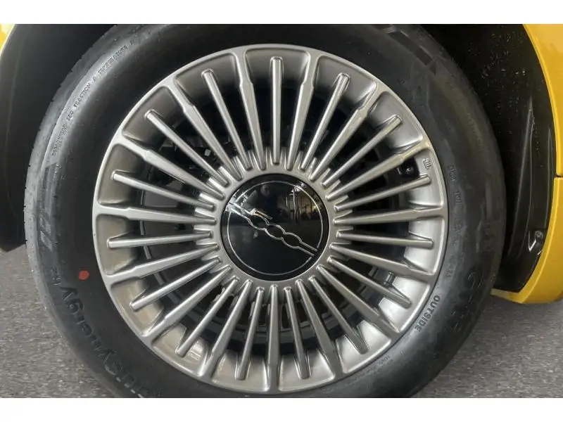 VEHICLE__CONDITION_SERVICE Fiat 500 TORINO YELLOW 20