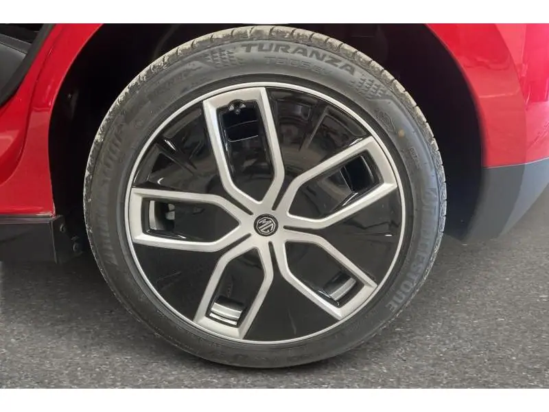 VEHICLE__CONDITION_SERVICE MG MG4 LUXURY TROPHY Extended Range 77 KWH RED 20