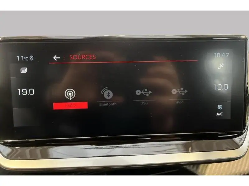 Occasion Peugeot 208 II & e- GT Line RED 26