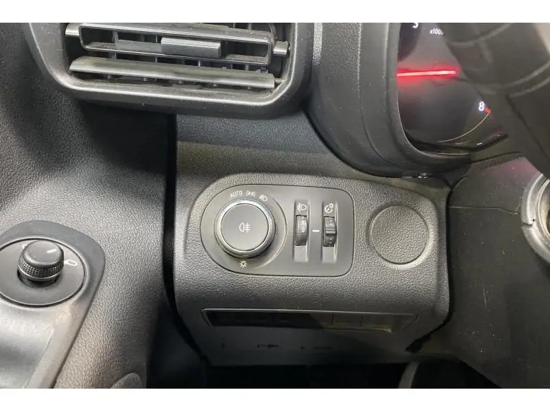 Occasion Opel Combo CARGO 1.5 D BLACK 21