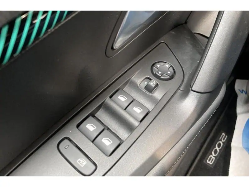 Occasion Peugeot 2008 Allure * GPS & Caméra de recul GREY 17