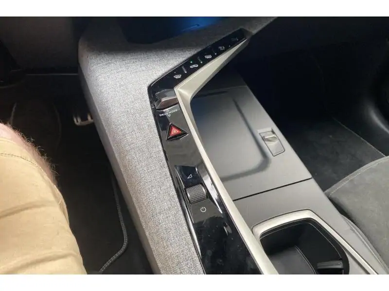 VEHICLE__CONDITION_SERVICE Peugeot 3008 e-GT*Full-Chargeur embarqué 11 GREY 35