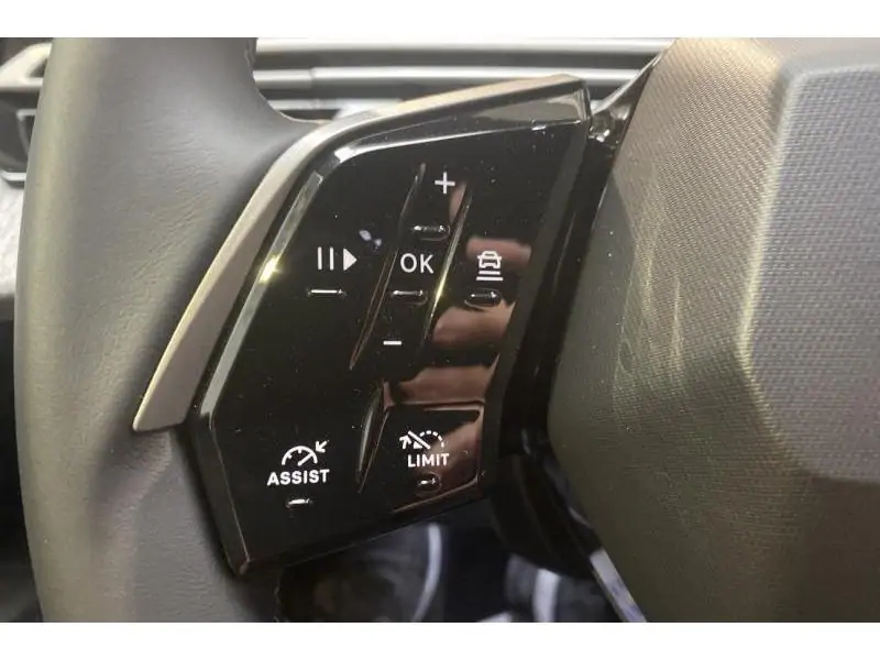 Occasion Peugeot 5008 III & e- Allure GREY 21