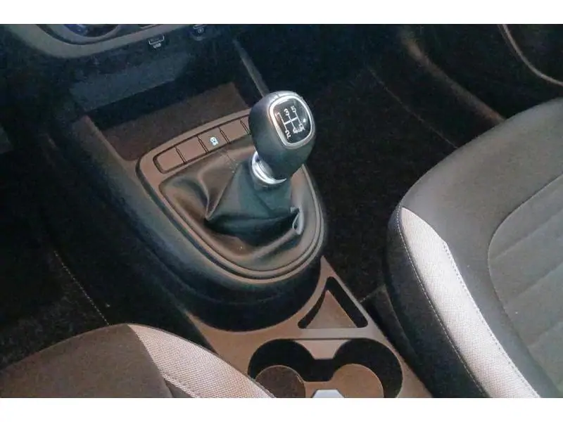 Occasion Hyundai i10 TECHNO PACK GPS/CAMERA/JANTES ALU BLUE 16