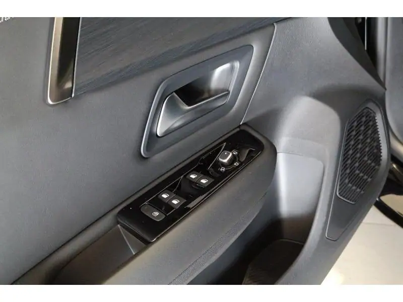 VEHICLE__CONDITION_SERVICE Citroen C5 X PLUS  vrij 09/2025 BLACK 17