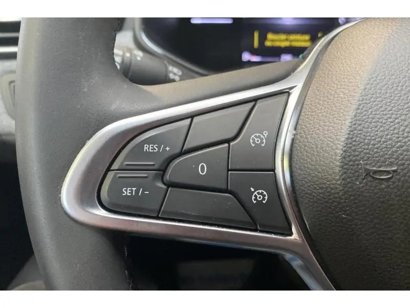 Occasion Renault Clio Techno - HYBRID ORANGE 21