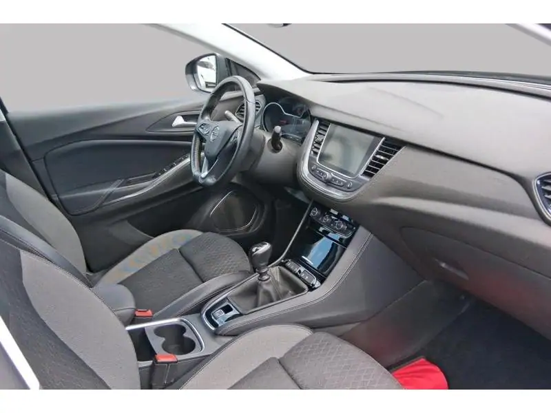 Occasion Opel Grandland X / Ultimate 1.2  130cv GREY 2