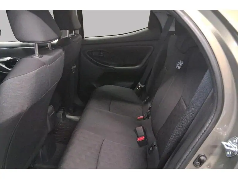 Occasion Toyota Yaris IV BEIGE 16