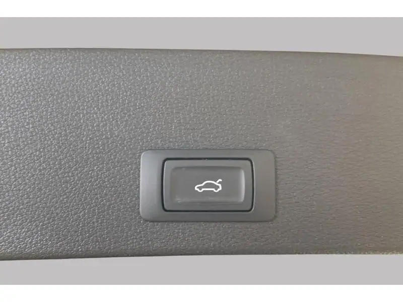 Occasion Audi Q2 Advanced* Caméra GPS JantesAlu WHITE 24