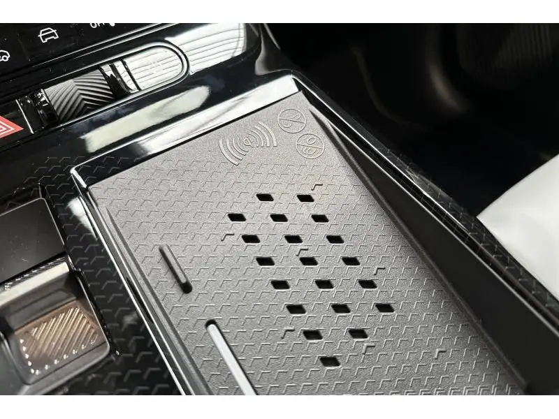 VEHICLE__CONDITION_SERVICE Citroen C5 Aircross Hybrid  MAX GREEN 26