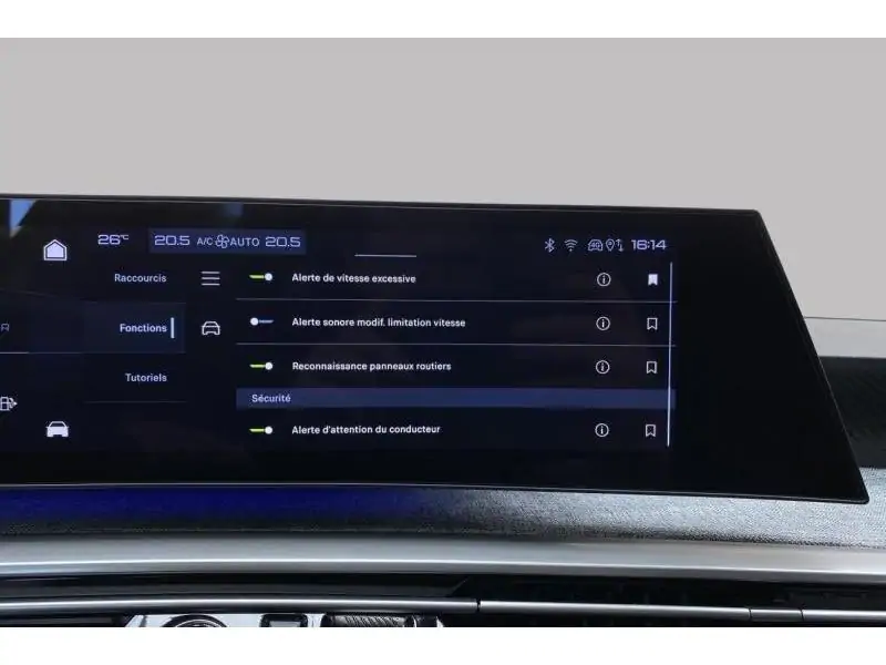 Occasion Peugeot 3008 Allure - HYBRID 145 PK WHITE 31