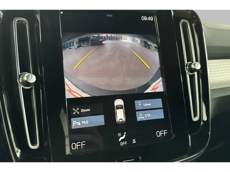 Occasion Volvo XC40 T2 WHITE 13