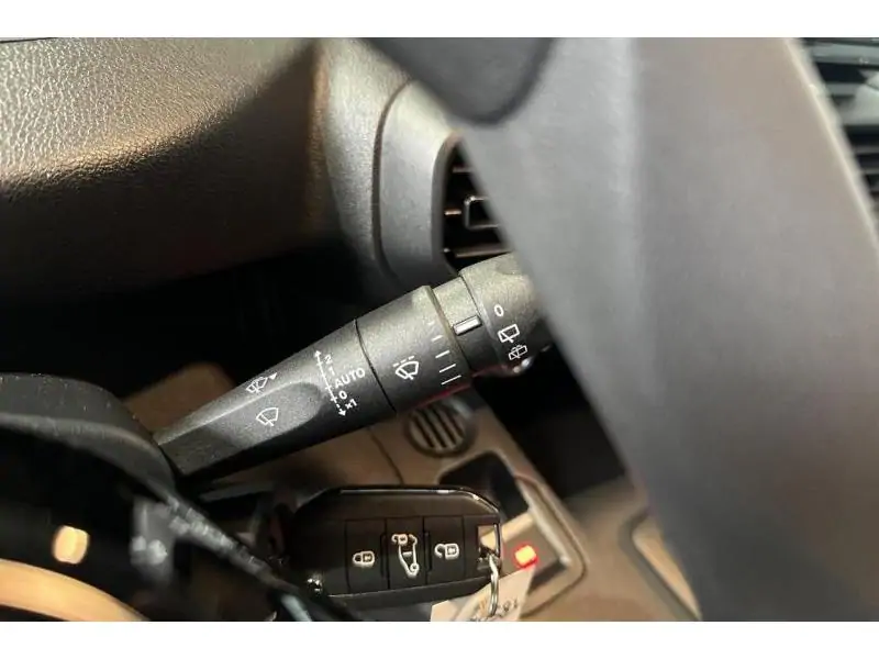 VEHICLE__CONDITION_SERVICE Peugeot Partner Standard Heavy 50 KWh BLACK 22