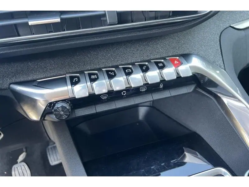 Occasion Peugeot 3008 II Allure WHITE 15