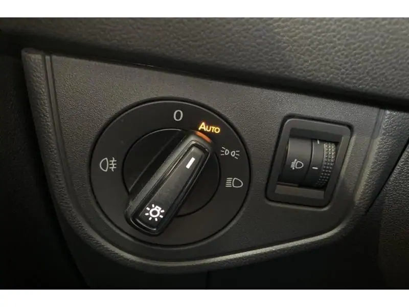Occasion Volkswagen Polo VI Life GREY 21