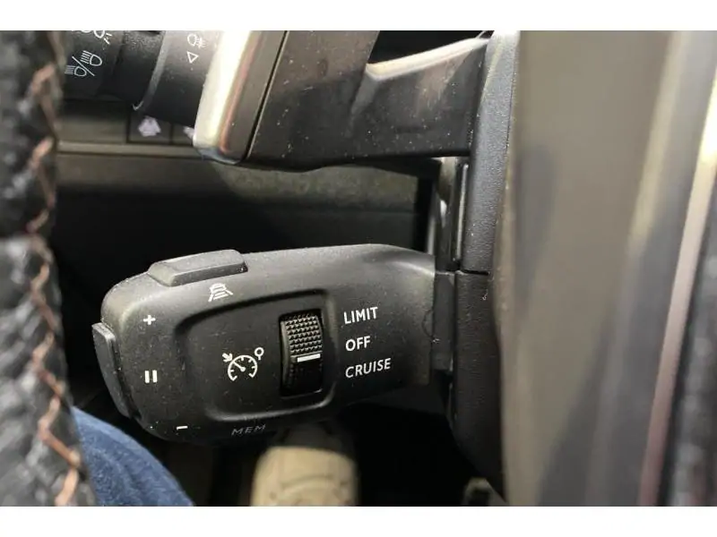 Occasion Peugeot 3008 GT GREY 26