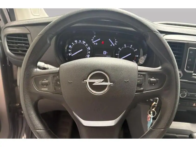 Occasion Opel Vivaro Utilitaire 1.5 MANUAL GREY 12