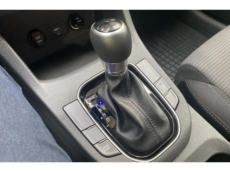 Occasion Hyundai i30 1.0 T-GDI 100 DCT MODERN GREY 16