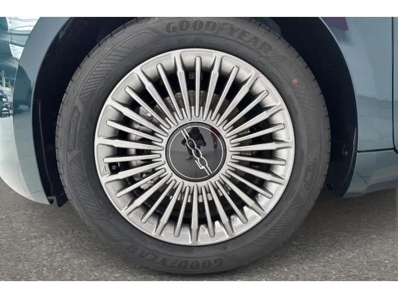 VEHICLE__CONDITION_SERVICE Fiat 500 Hybrid Hatchback Berline 500 Hybrid Icon GREEN 20