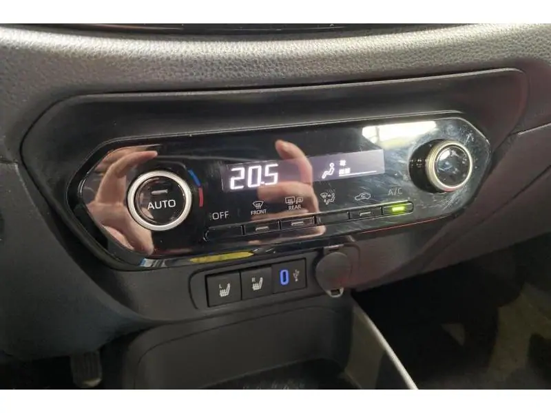 Occasion Toyota Aygo X PLAY GREY 15