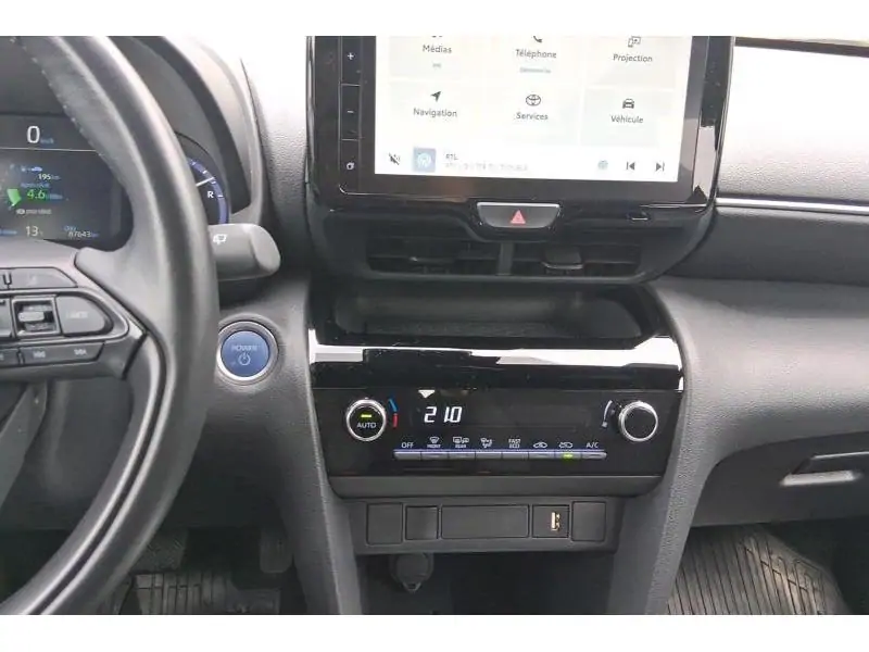Occasion Toyota Yaris Cross RED 15