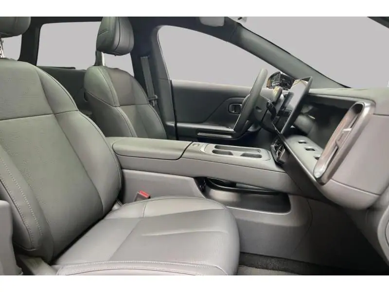 VEHICLE__CONDITION_SERVICE Leapmotor B05 DESIGN PROMAX YELLOW 8
