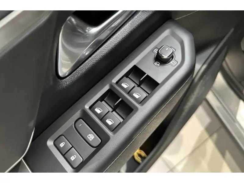 VEHICLE__CONDITION_SERVICE Jeep Compass FIRST EDITION GREY 17