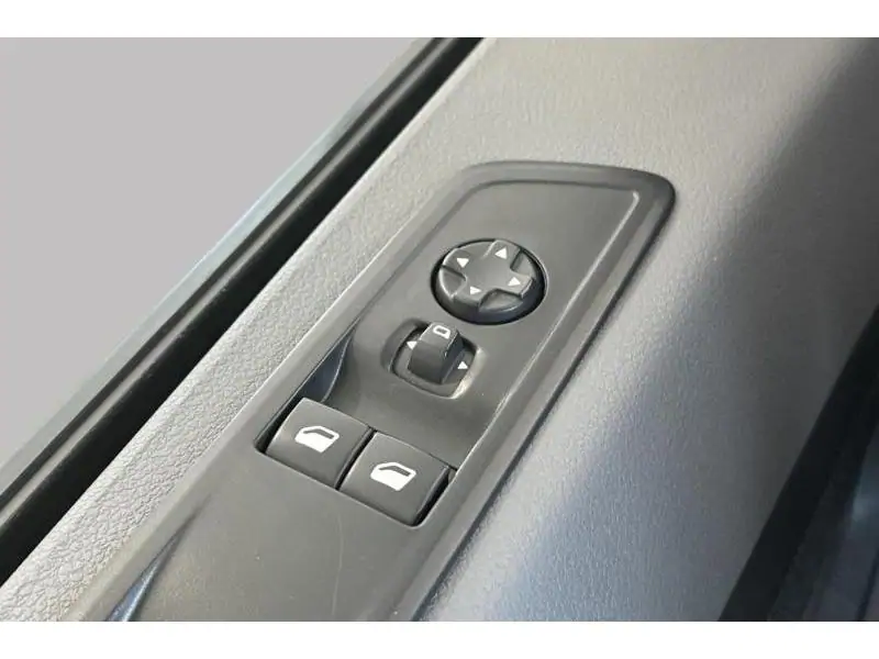 Occasie Opel Vivaro Camera - Trekhaak - Dakrek GREY 22
