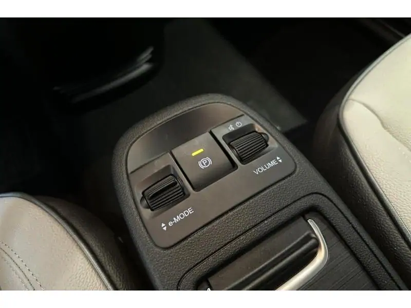 VEHICLE__CONDITION_SERVICE Fiat 500e CABRIO LA PRIMA BLACK 23