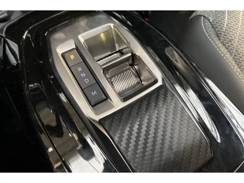 VEHICLE__CONDITION_SERVICE Peugeot 208 ALLURE*Dispo 04/2026 YELLOW 16