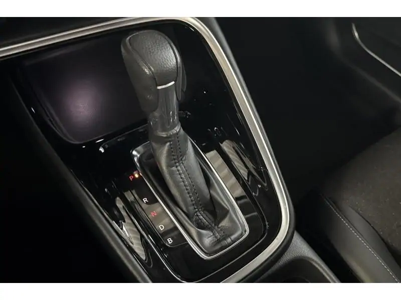 Occasion Honda HR-V HYBRID Advance plus WHITE 16