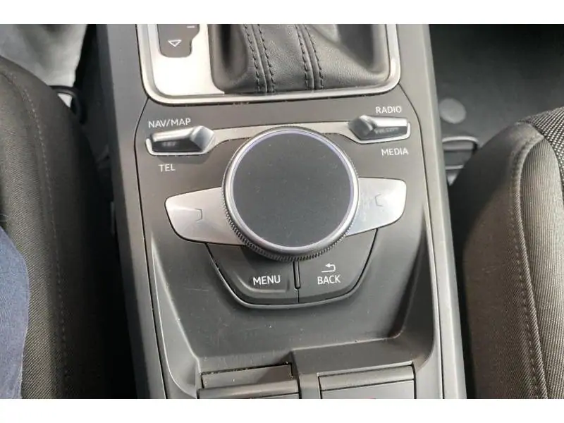 Occasion Audi Q2 Advanced WHITE 37