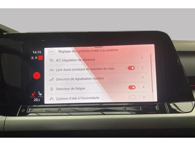 Occasie Volkswagen Golf VIII Life 1.0 eTSI DSG BLUE 30