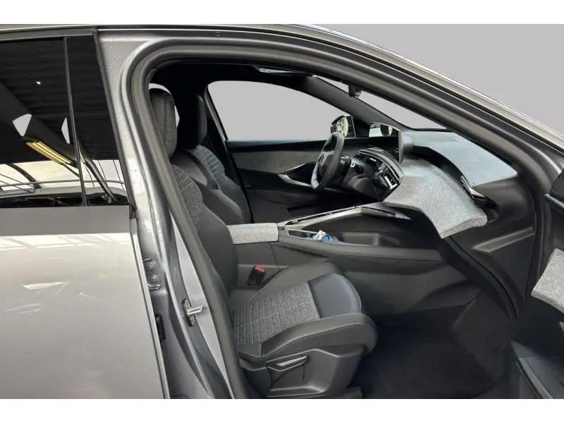 VEHICLE__CONDITION_SERVICE Peugeot 3008 ALLURE GREY 8