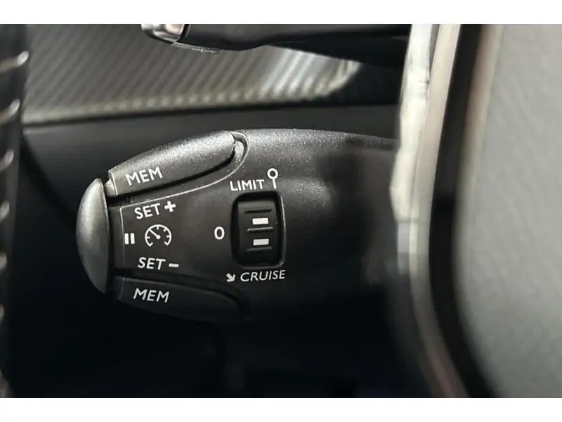 Occasion Peugeot 208 Allure - GPS - Camera RED 18