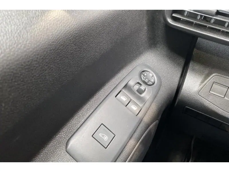 VEHICLE__CONDITION_SERVICE Opel Combo CARGO L1H1 GREY 17