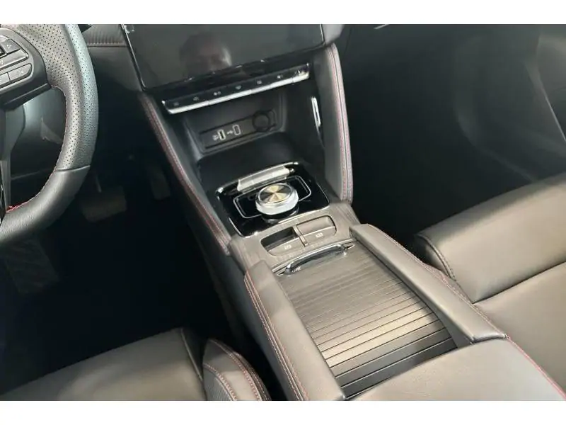 Démo MG ZS LUXURY RED 16