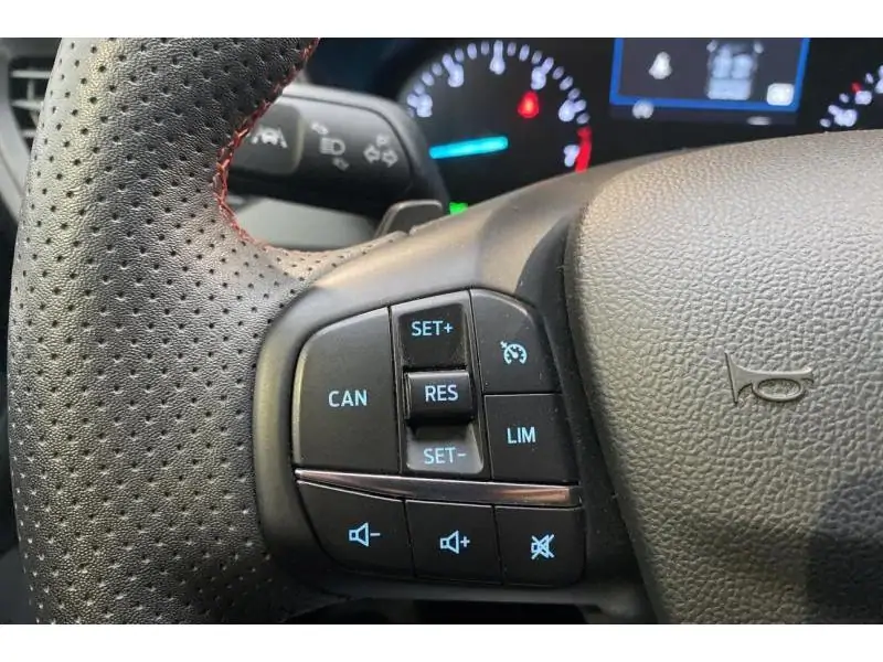 Occasion Ford Focus CLIPPER ST-Line 1.0 ECOBOOST MHEV RED 26