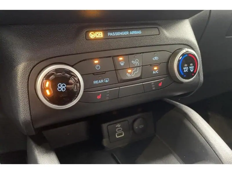 Occasion Ford Kuga Trend* Gps & Détecteurs obstacles BLACK 15