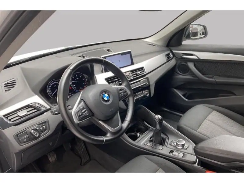 Occasion BMW Serie X X1 sDrive16d WHITE 9