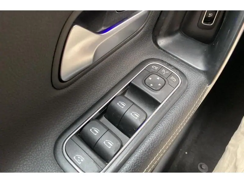 Occasion Mercedes-Benz CLA 180 CLA d* GPS Caméra Jantes ALu BLACK 17