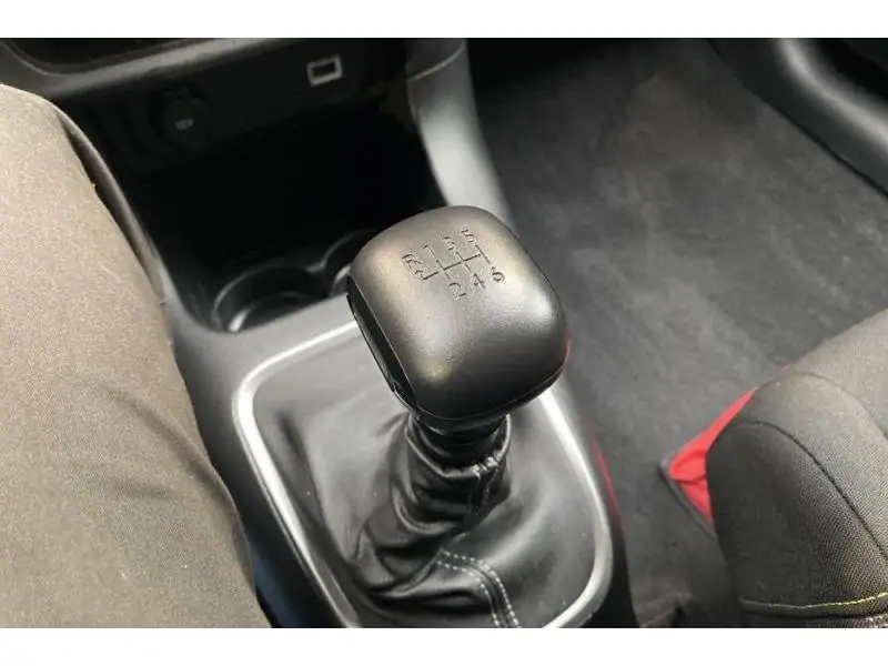 Occasion Citroen C3 MAX 110 pk GREY 16