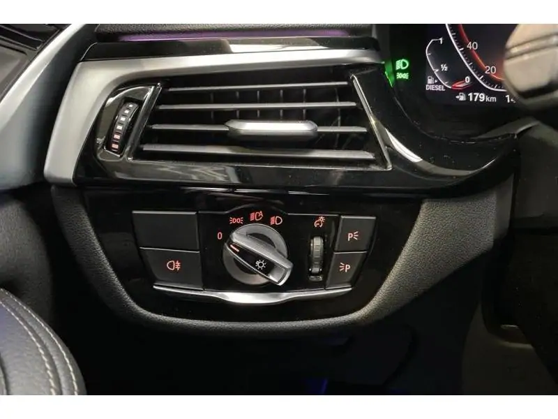 Occasion BMW Serie 5 520 d GREY 23