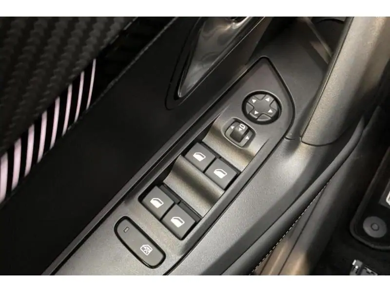 VEHICLE__CONDITION_SERVICE Peugeot 2008 ALLURE*DISPO 05/26 WHITE 17